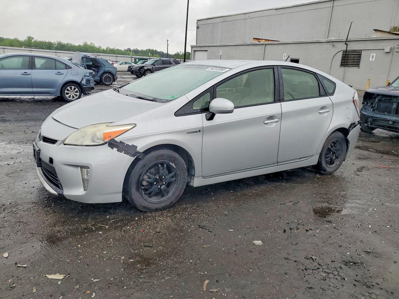 2013 TOYOTA PRIUS