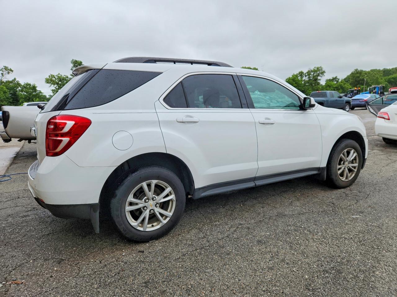 2017 CHEVROLET EQUINOX LT photo 7