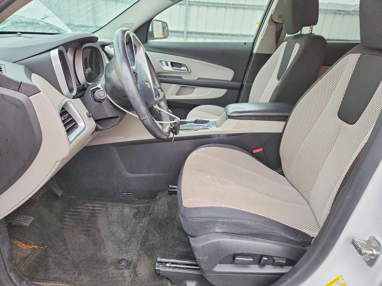 2017 CHEVROLET EQUINOX LT photo 19