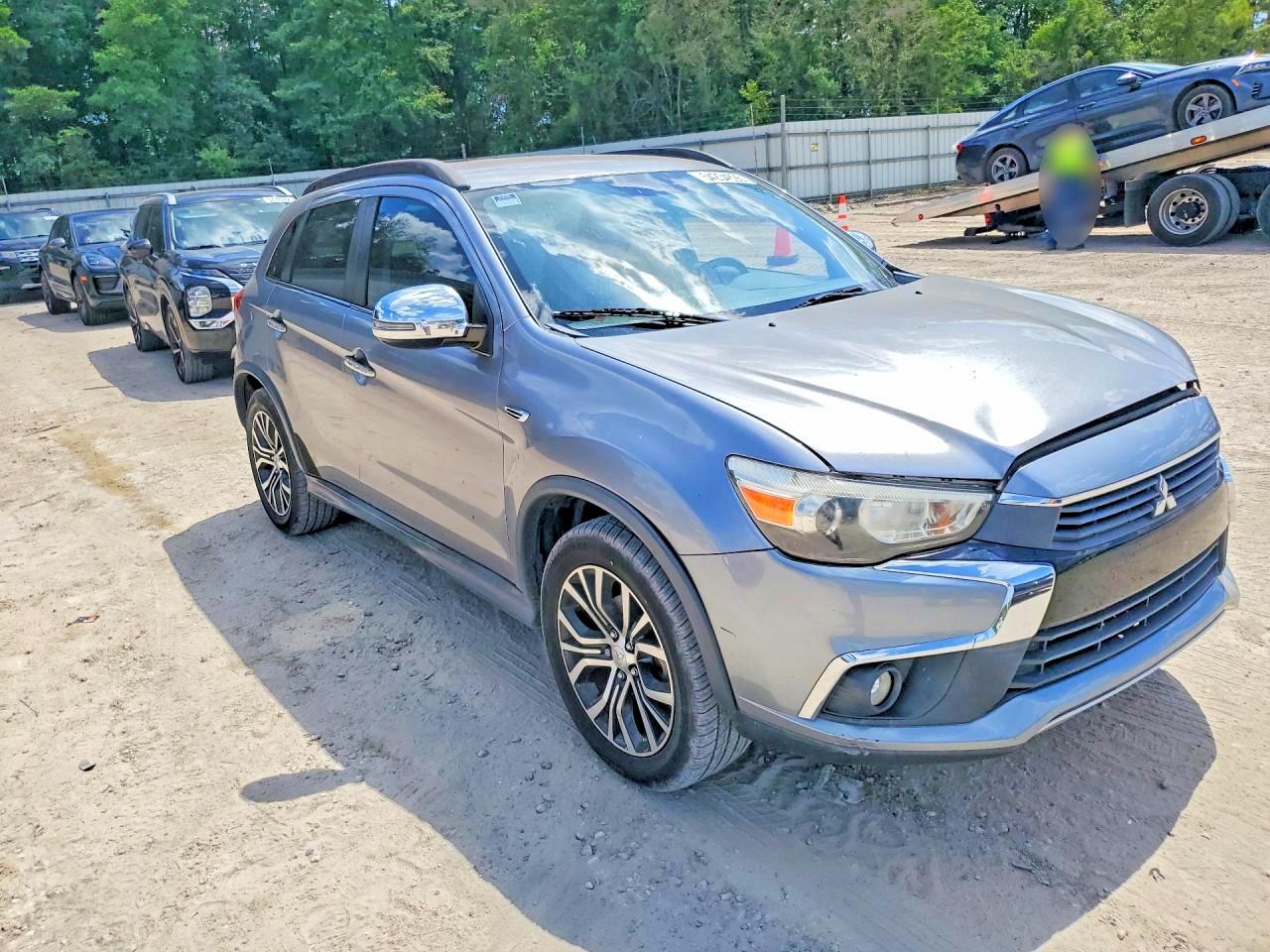 2017 MITSUBISHI OUTLANDER SPORT SEL photo 10