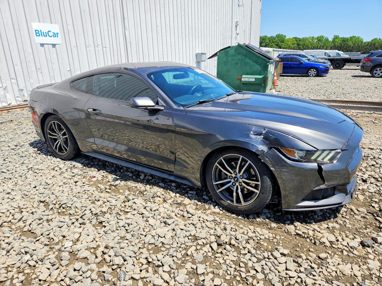 2017 FORD MUSTANG photo 10