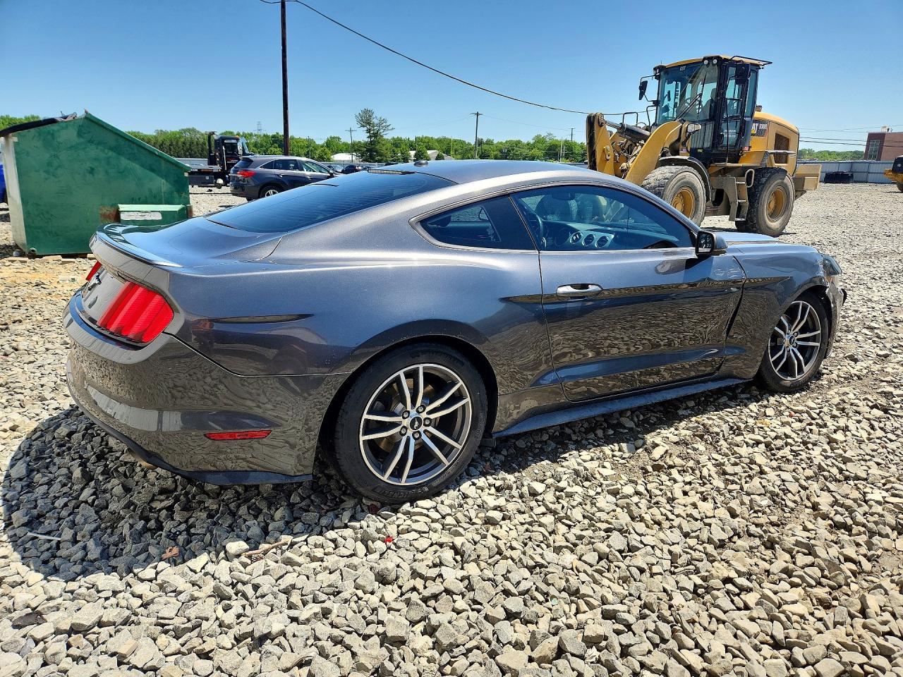 2017 FORD MUSTANG photo 7