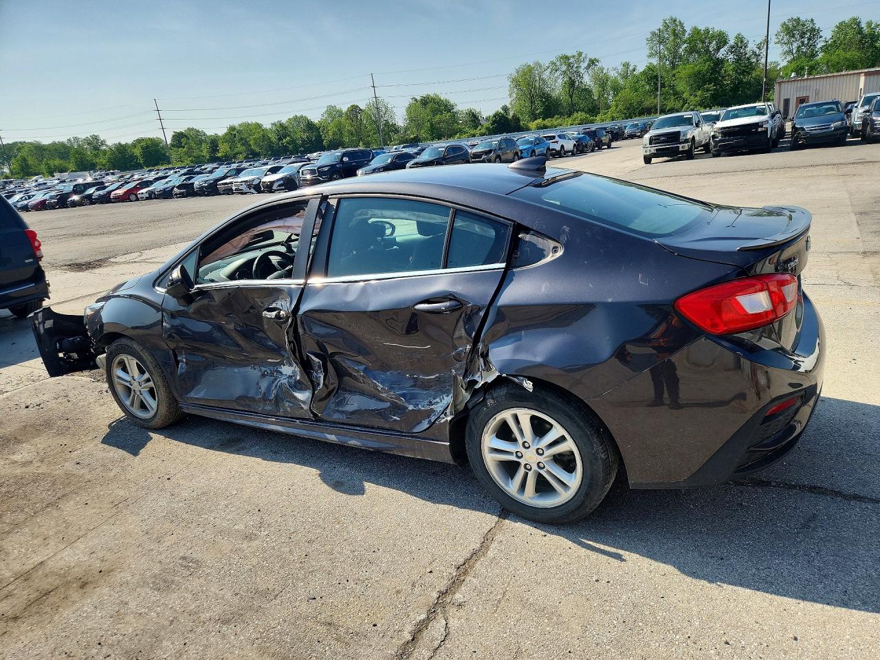 2016 CHEVROLET CRUZE LT photo 3