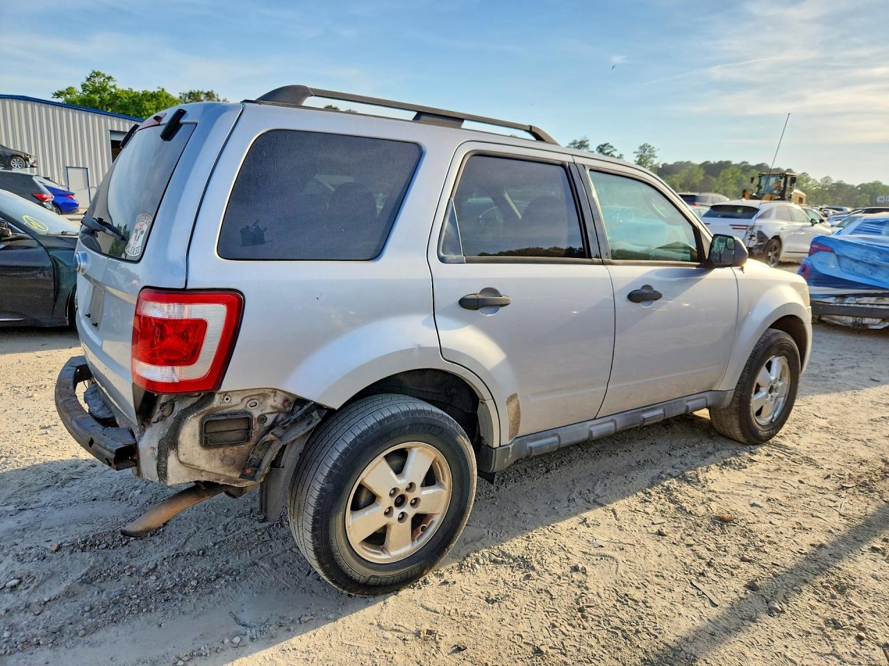 2011 FORD ESCAPE XLT photo 7