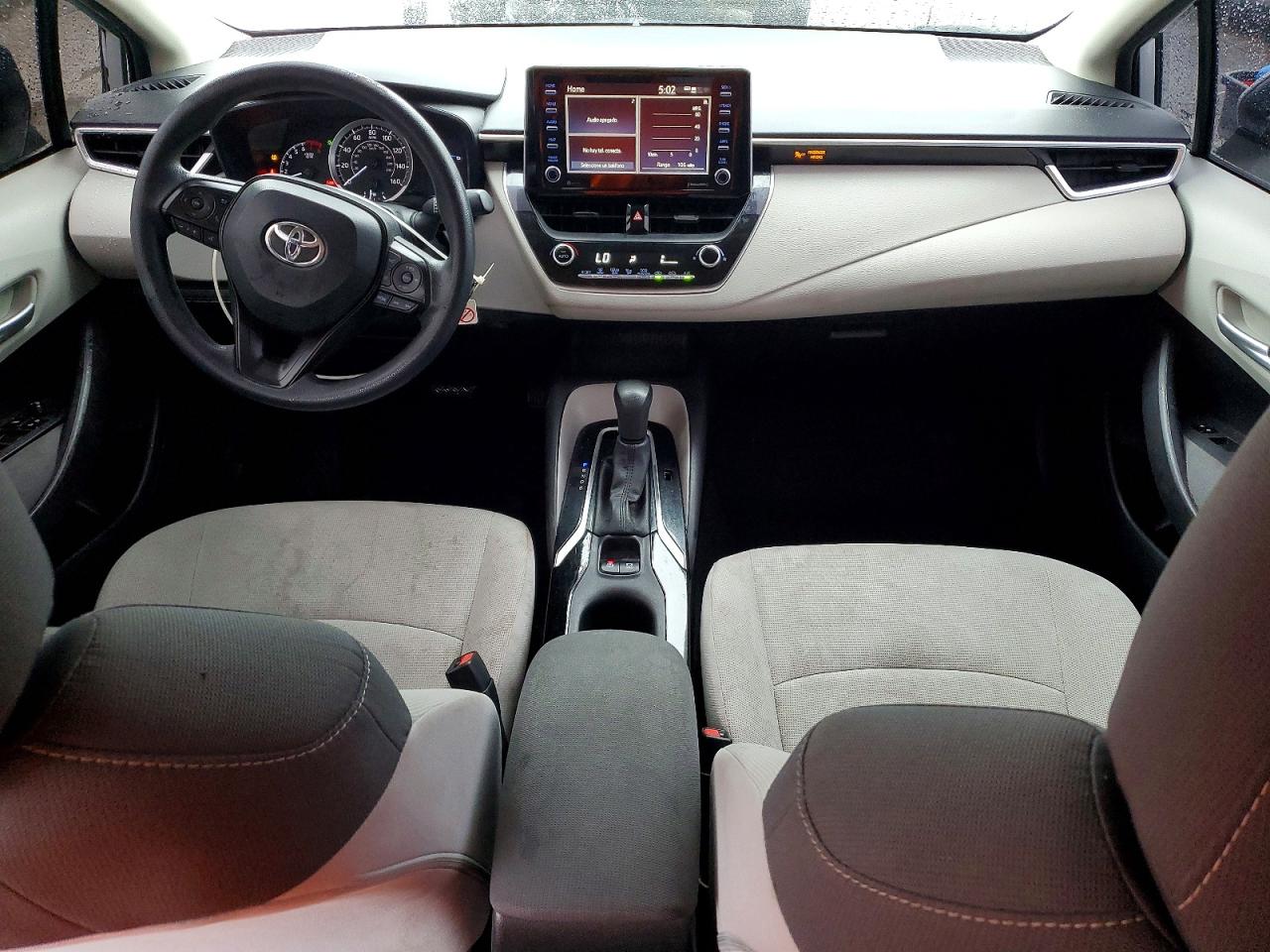 2021 TOYOTA COROLLA LE photo 8