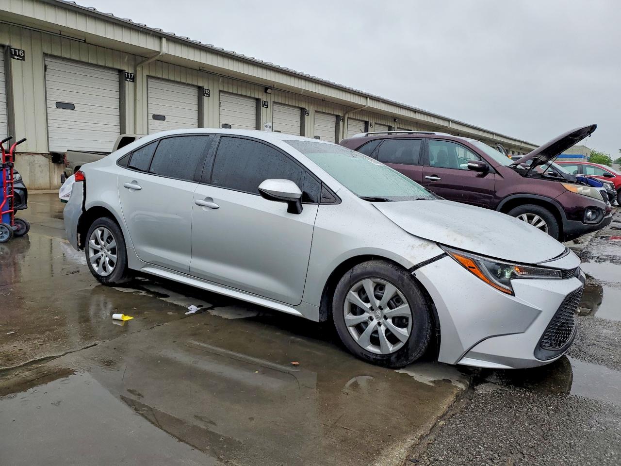 2021 TOYOTA COROLLA LE photo 4