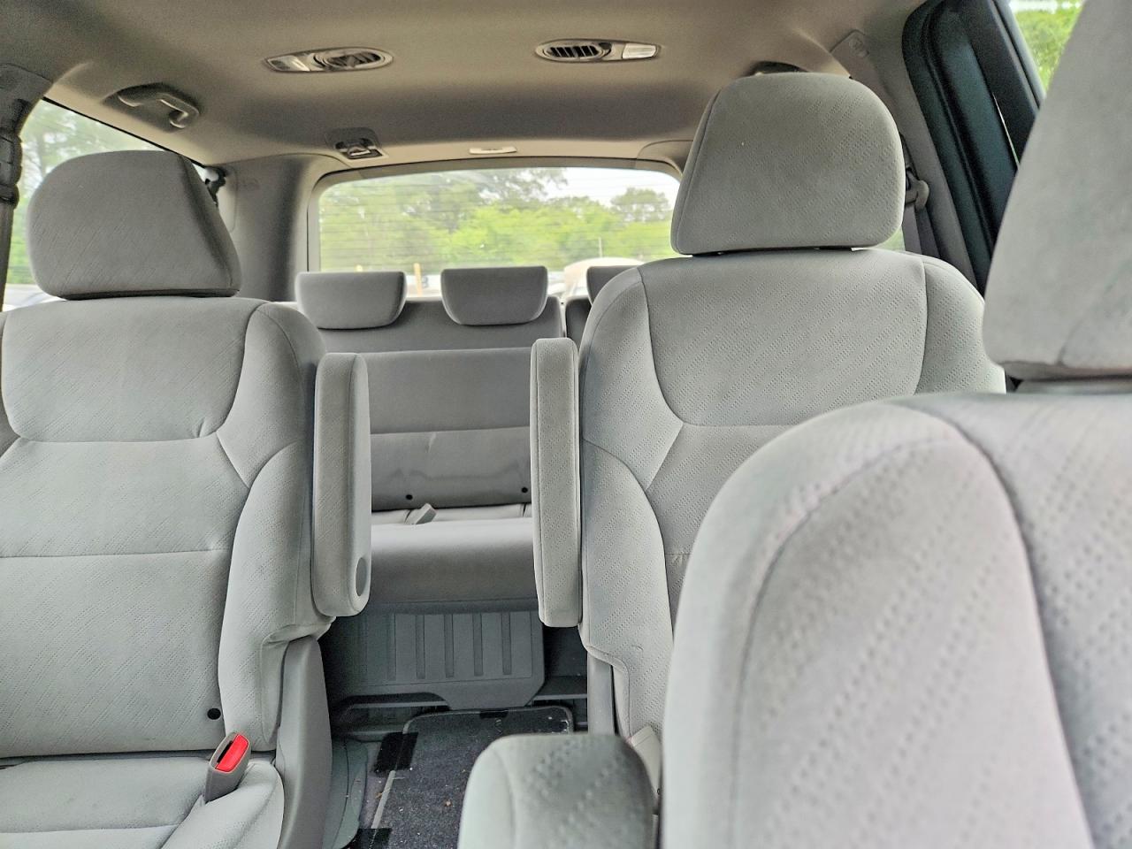 2008 HONDA ODYSSEY LX photo 10