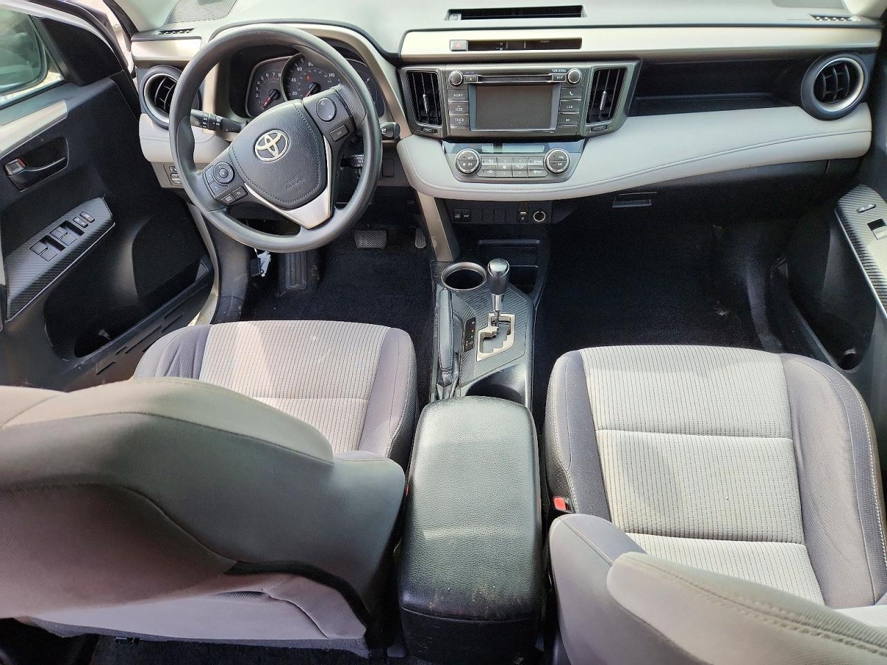 2013 TOYOTA RAV4 XLE photo 15