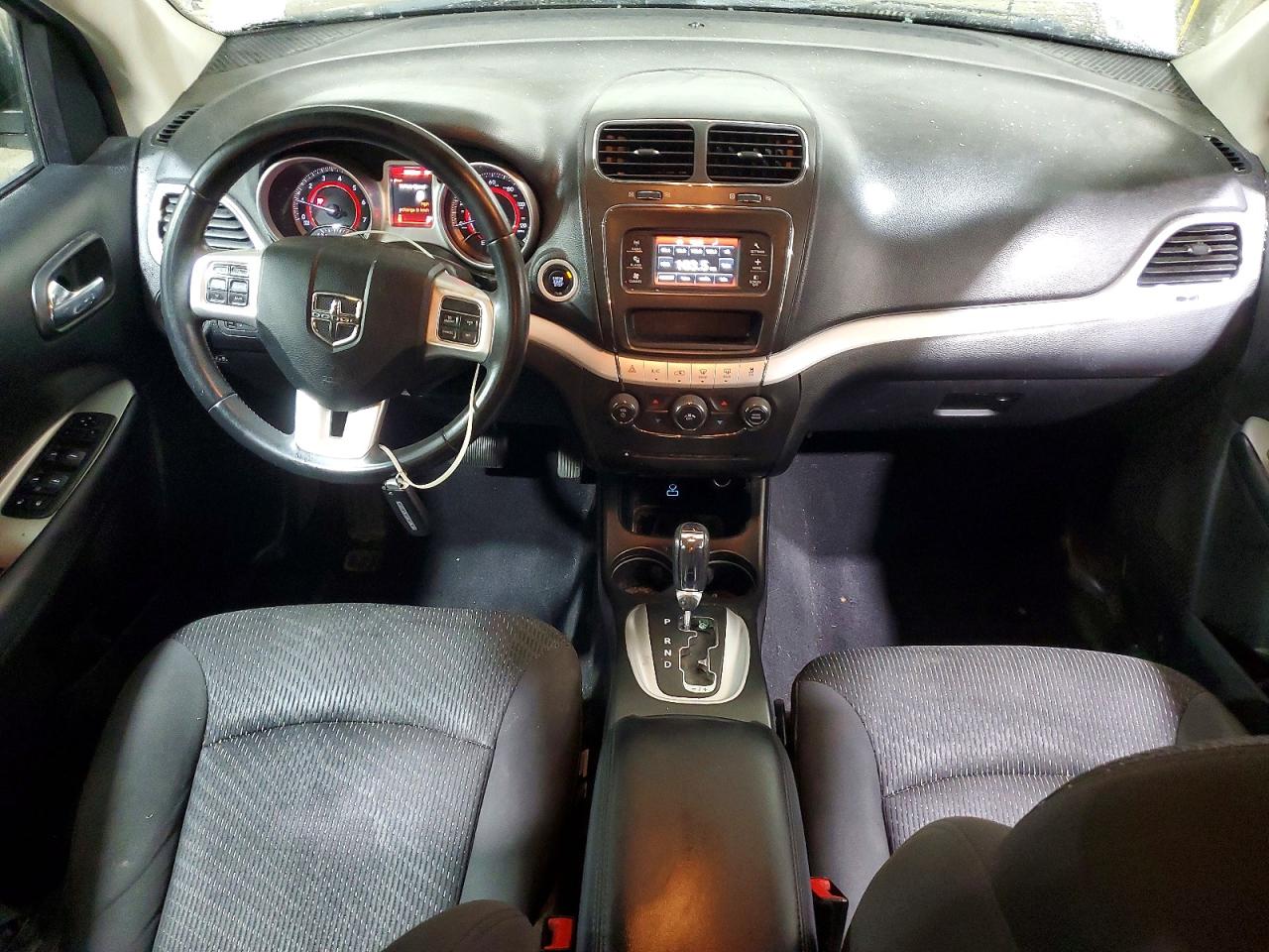 2018 DODGE JOURNEY SE photo 8