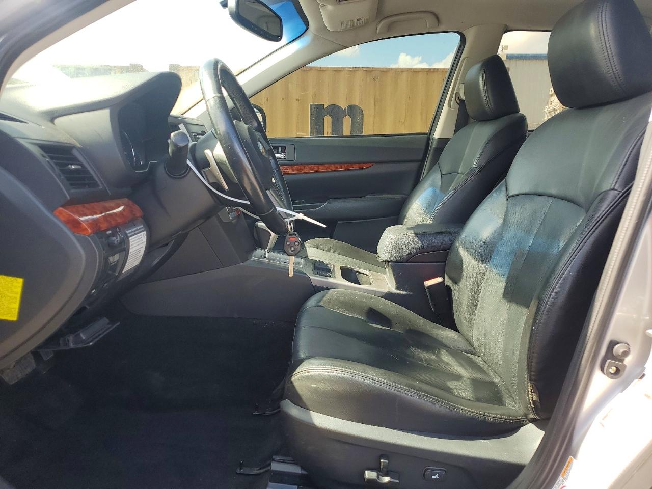 2011 SUBARU LEGACY 3.6R LIMITED photo 13