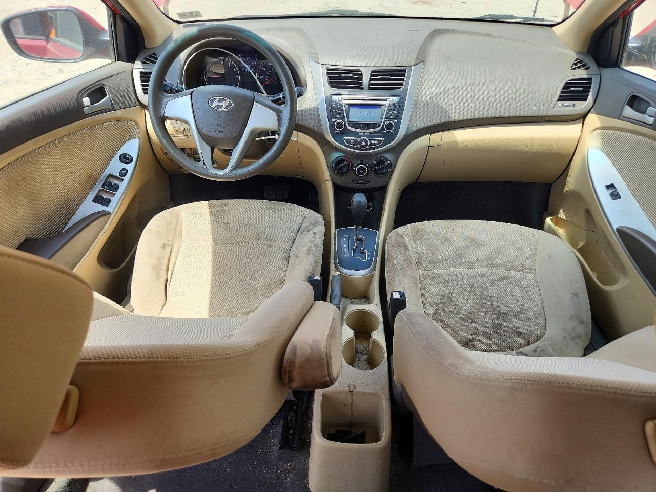 2012 HYUNDAI ACCENT GLS photo 8