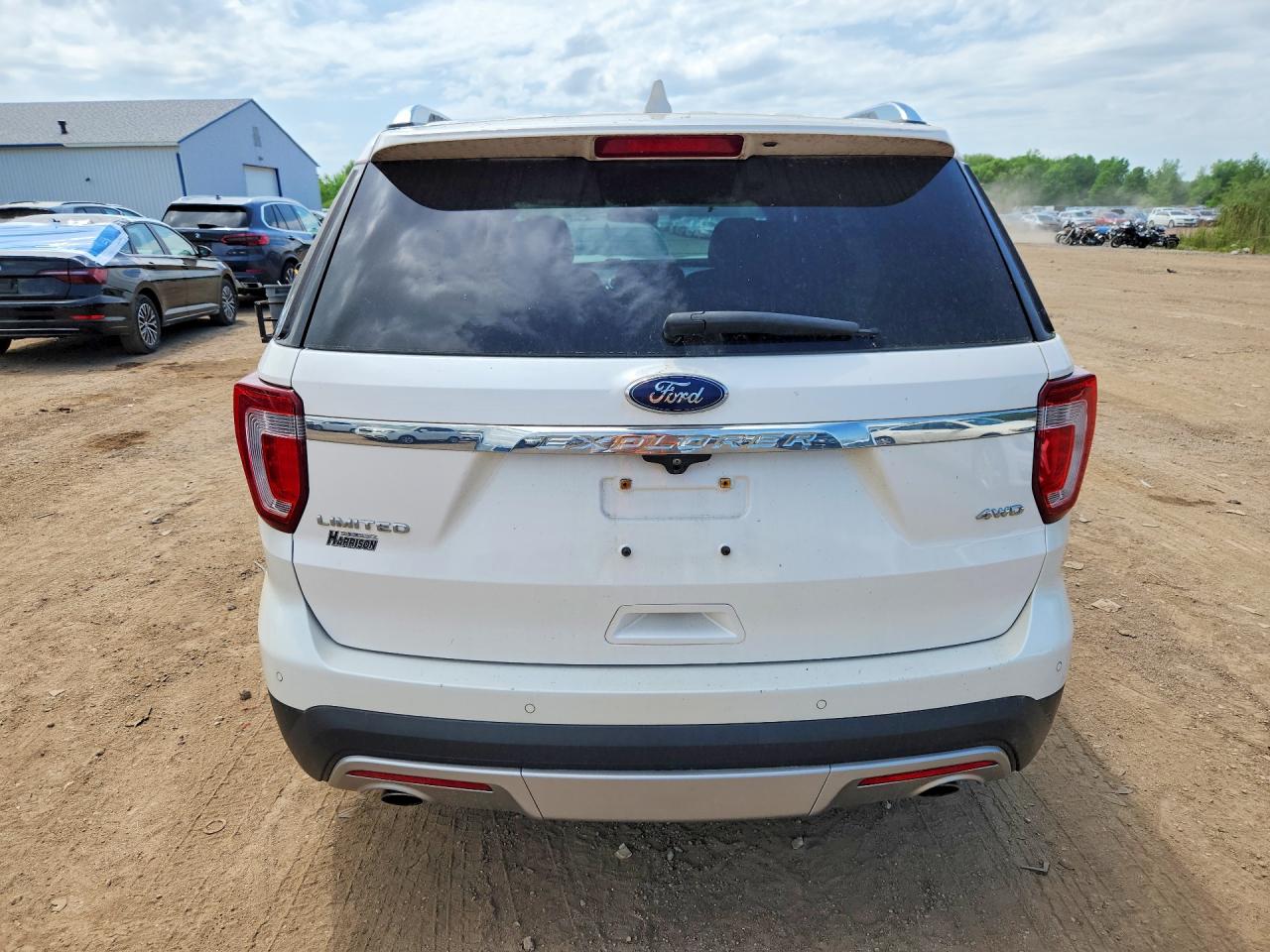 2017 FORD EXPLORER LIMITED photo 11