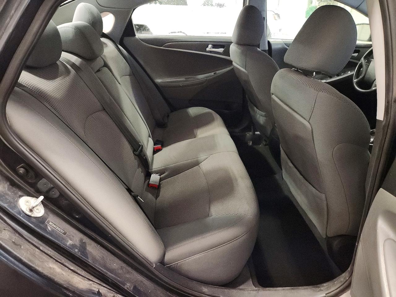 2014 HYUNDAI SONATA GLS photo 10