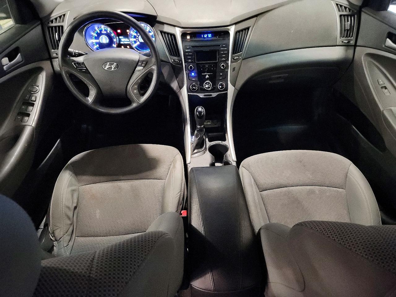 2014 HYUNDAI SONATA GLS photo 8