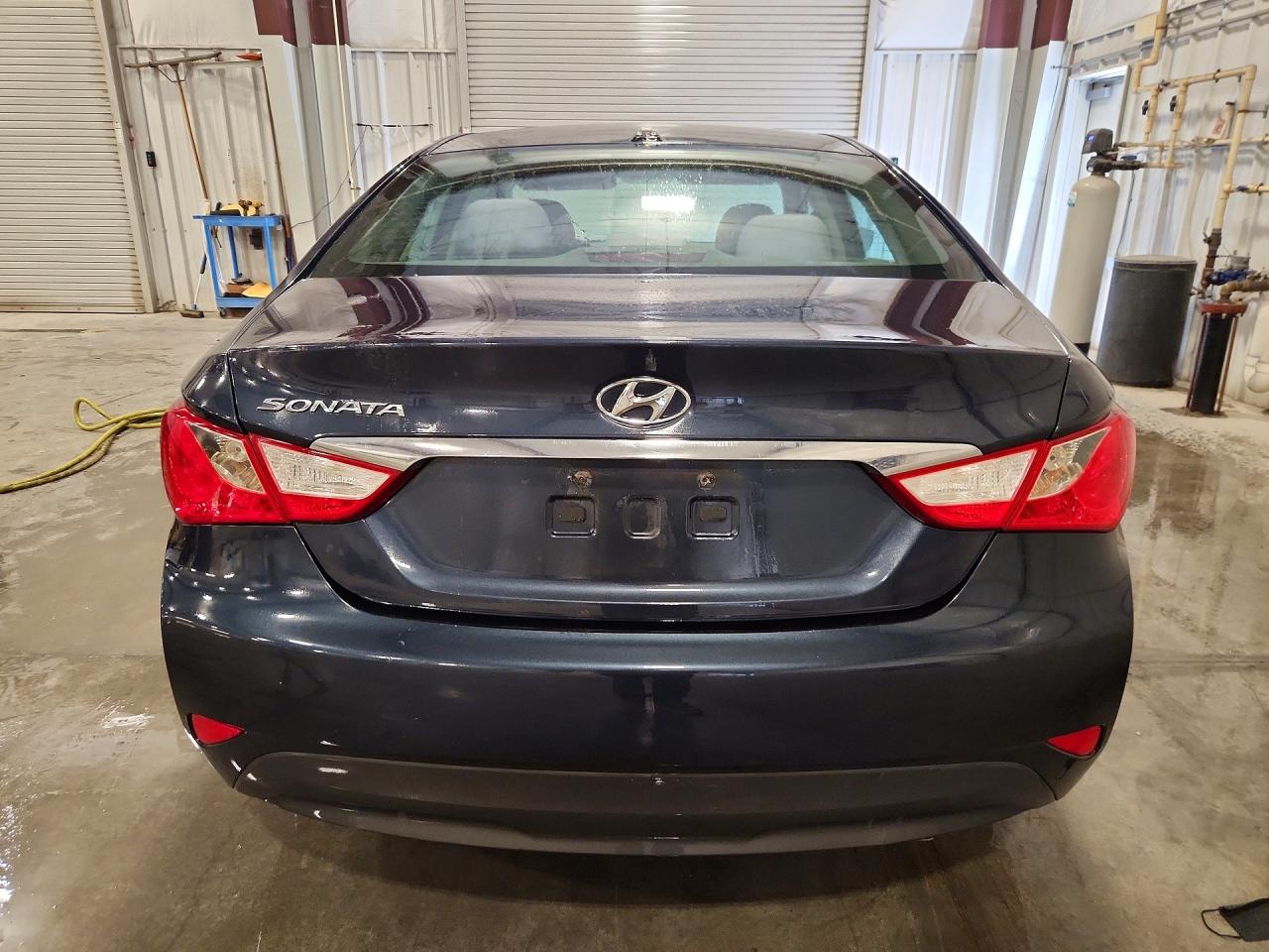 2014 HYUNDAI SONATA GLS photo 6