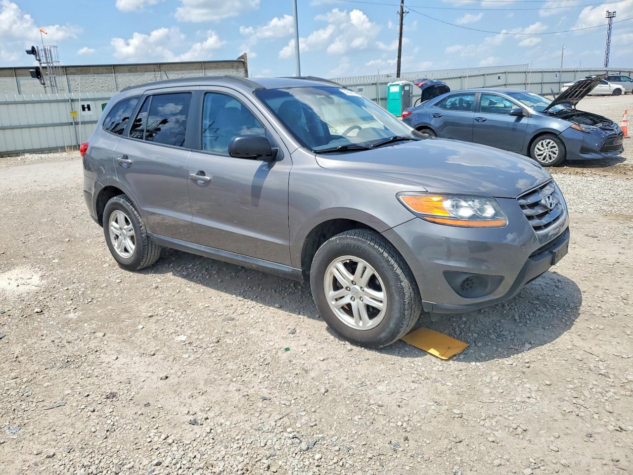 2010 HYUNDAI SANTA FE GLS photo 10