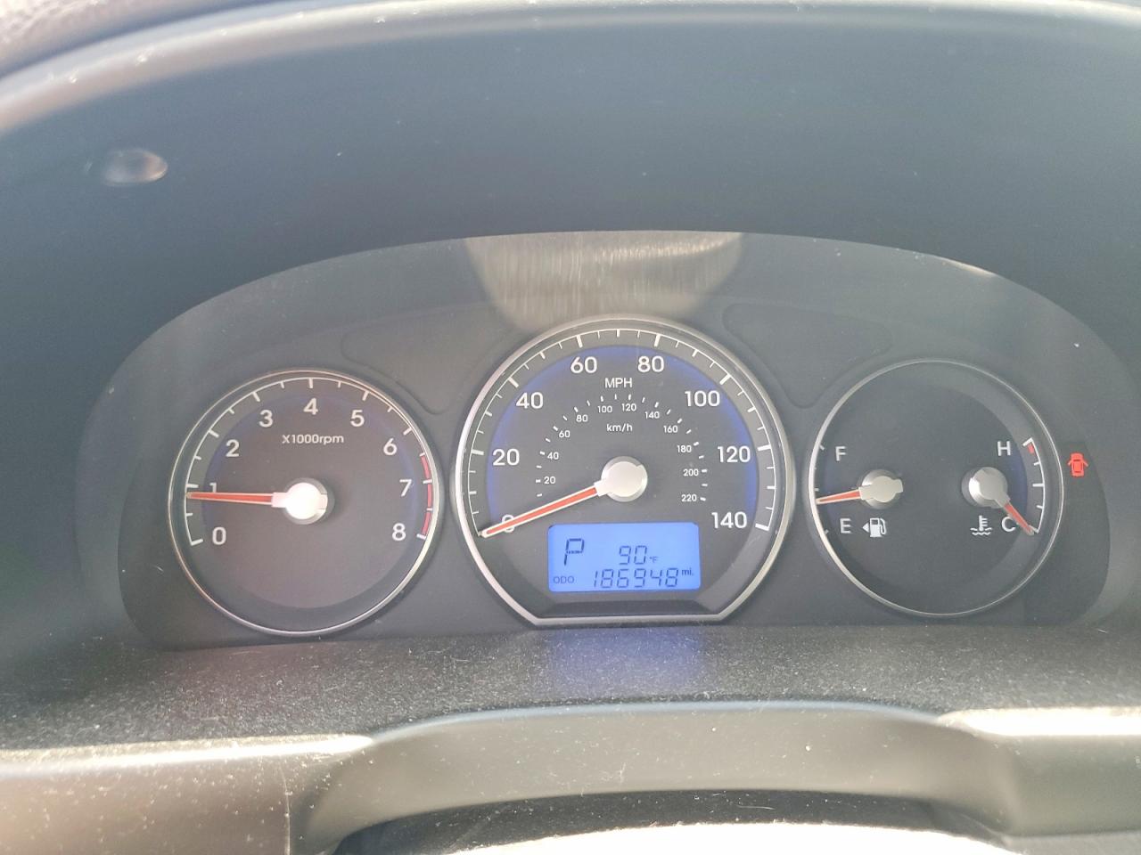 2010 HYUNDAI SANTA FE GLS photo 25