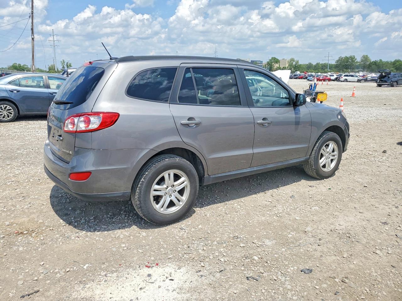 2010 HYUNDAI SANTA FE GLS photo 7