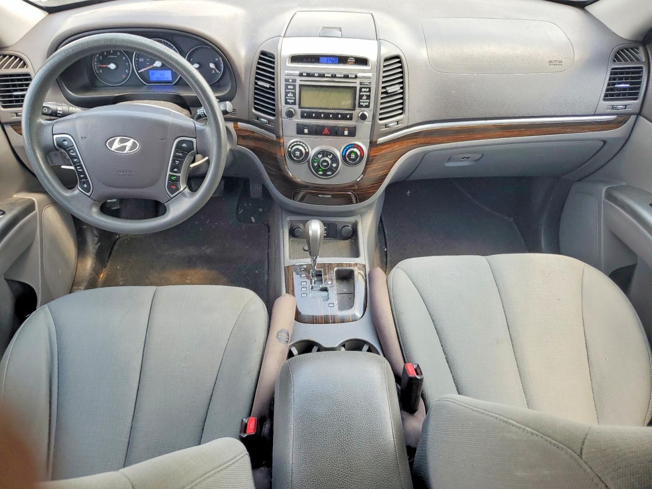 2010 HYUNDAI SANTA FE GLS photo 22