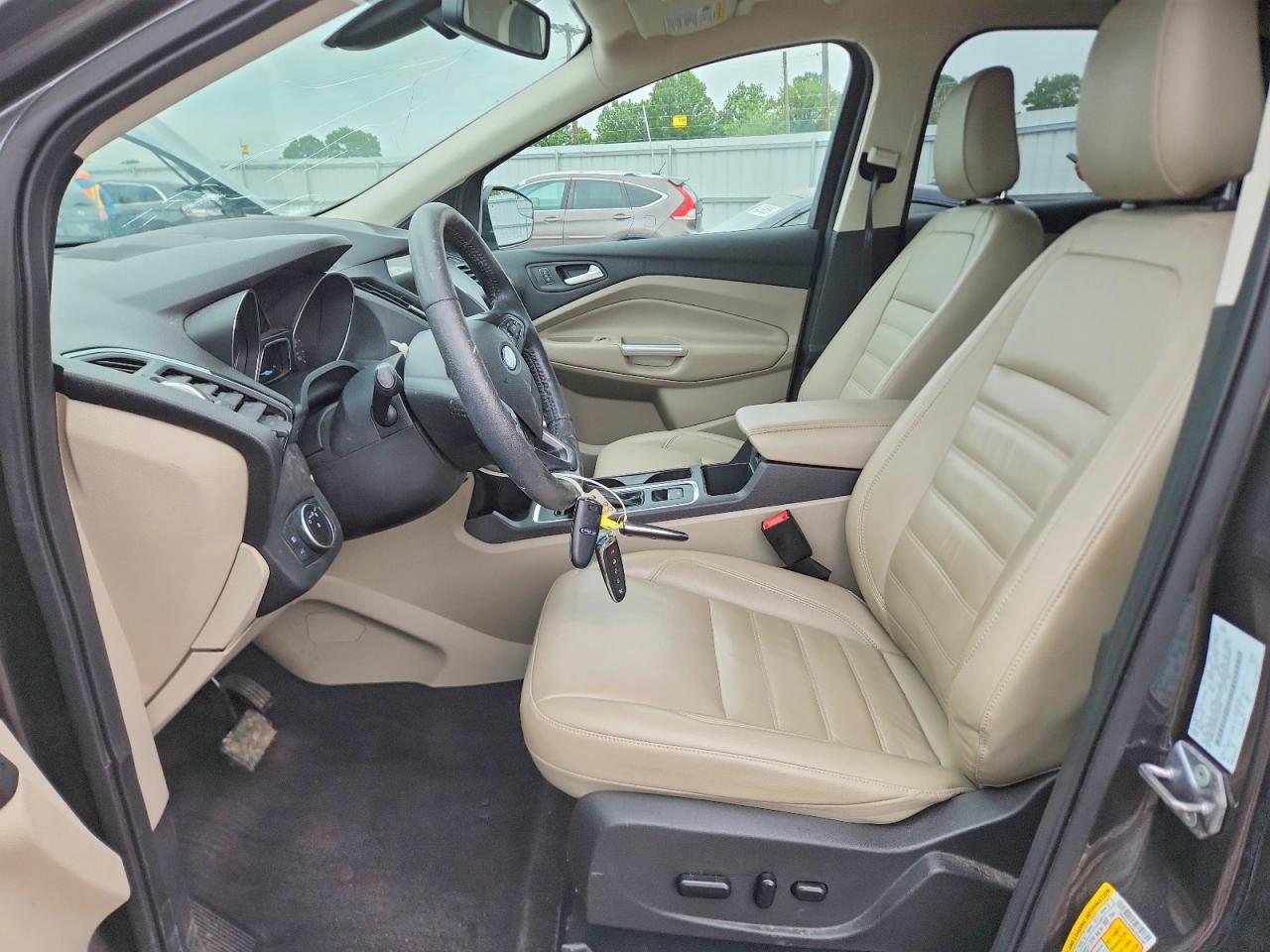 2019 FORD ESCAPE photo 19