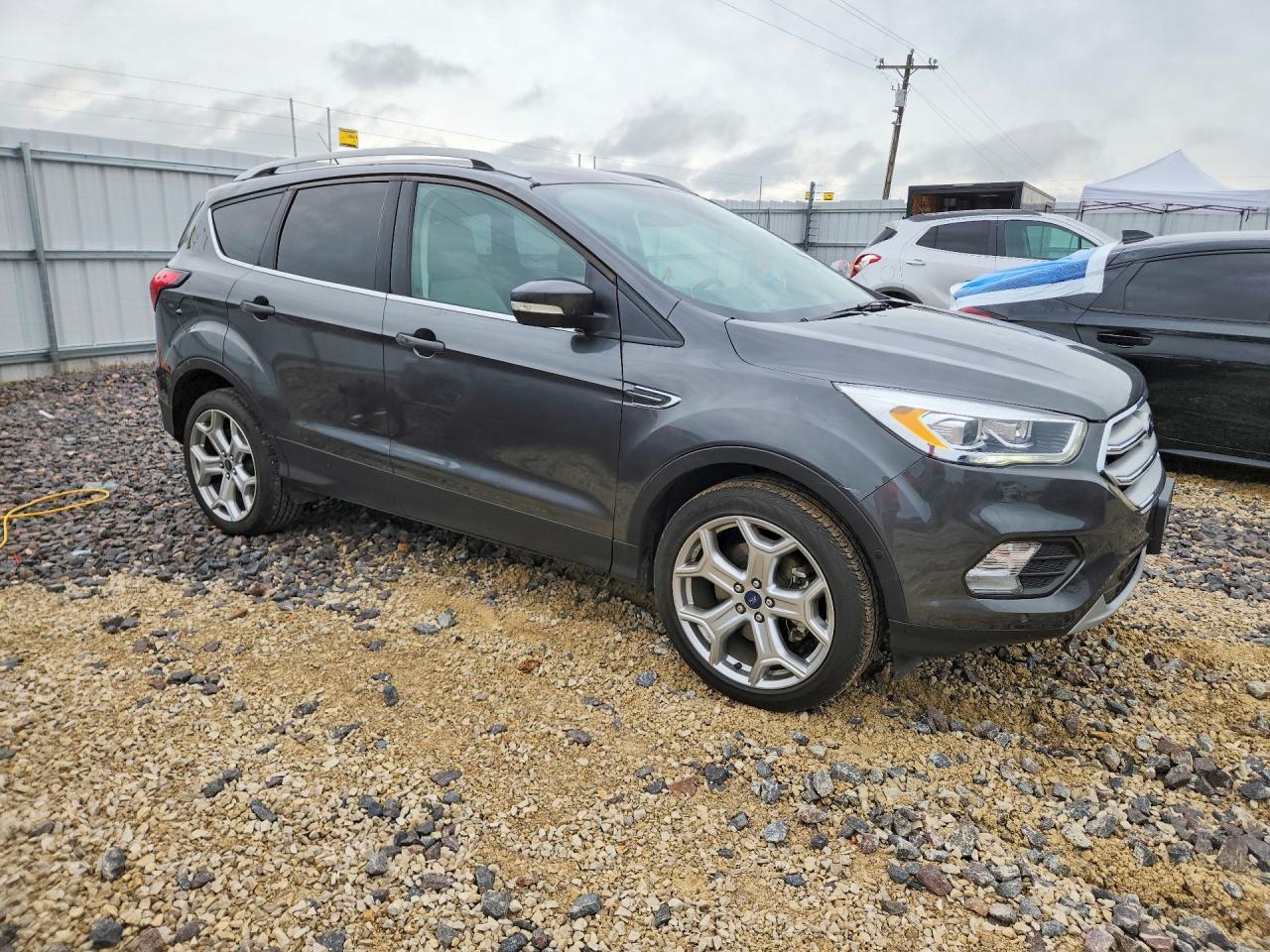 2019 FORD ESCAPE photo 10