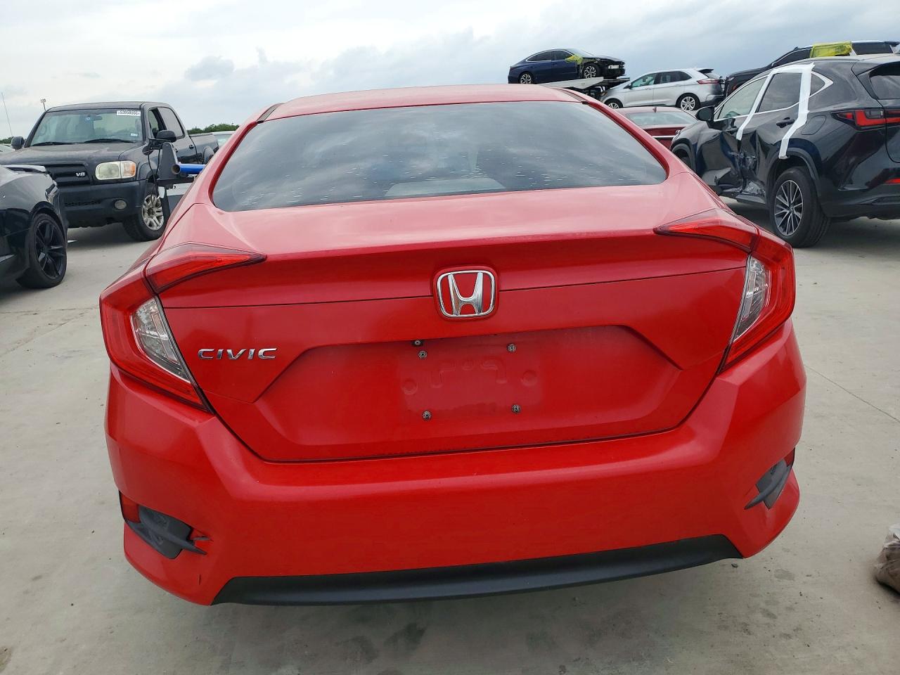 2017 HONDA CIVIC LX photo 6