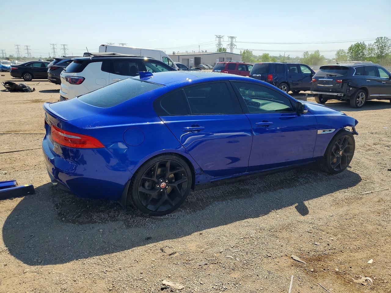 2017 JAGUAR XE R - SPORT photo 5