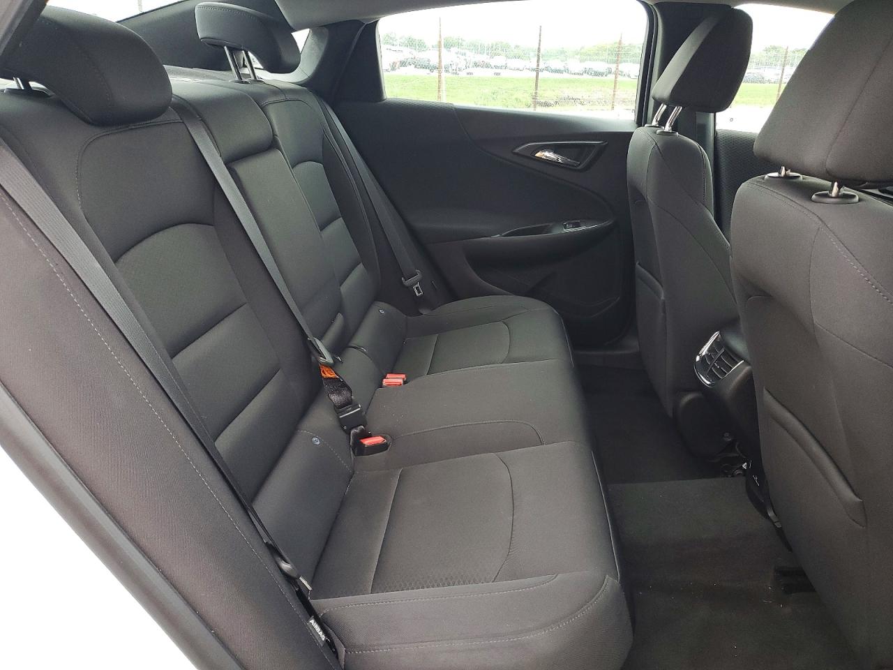2016 CHEVROLET MALIBU LT photo 10