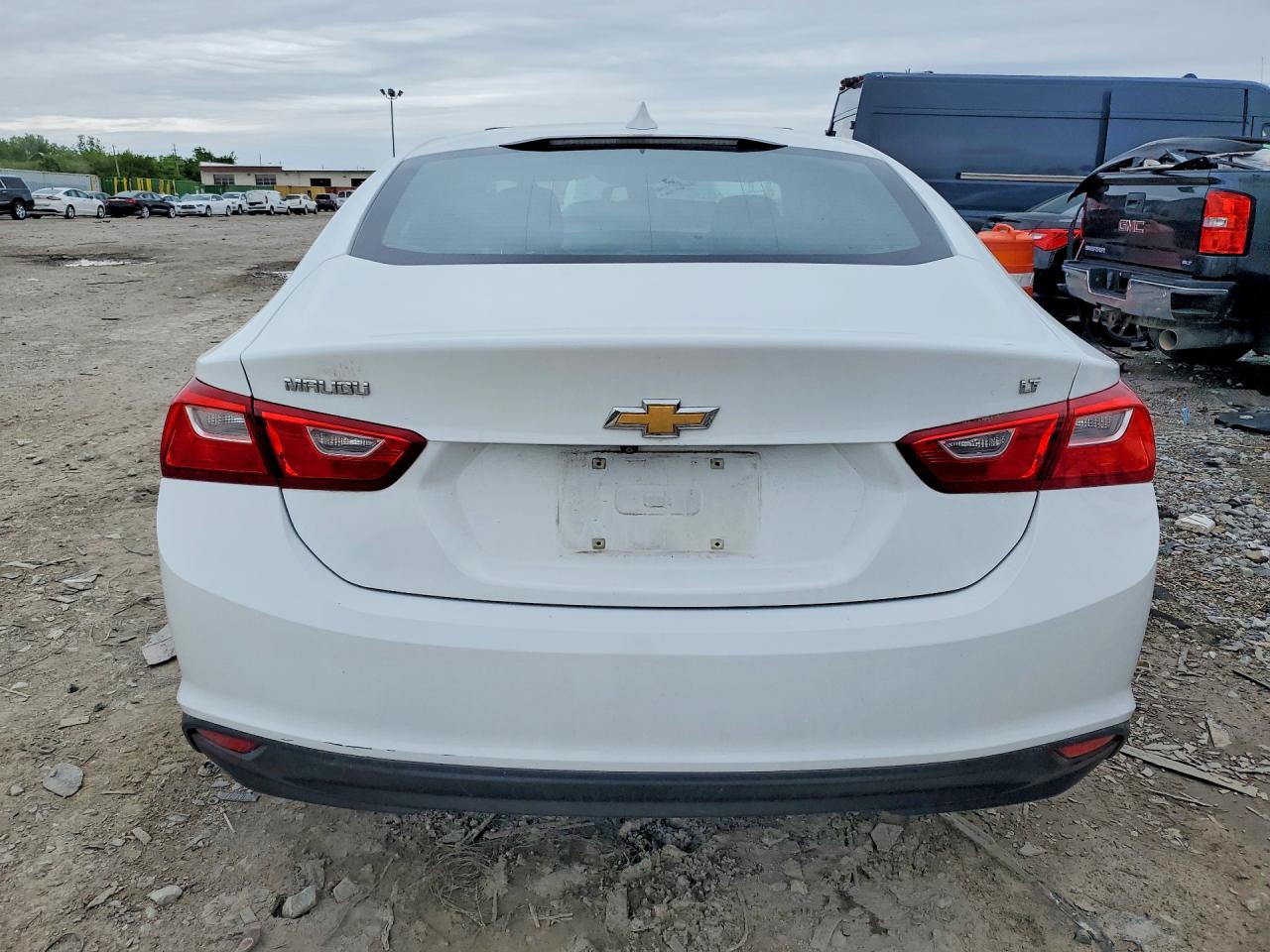 2016 CHEVROLET MALIBU LT photo 6