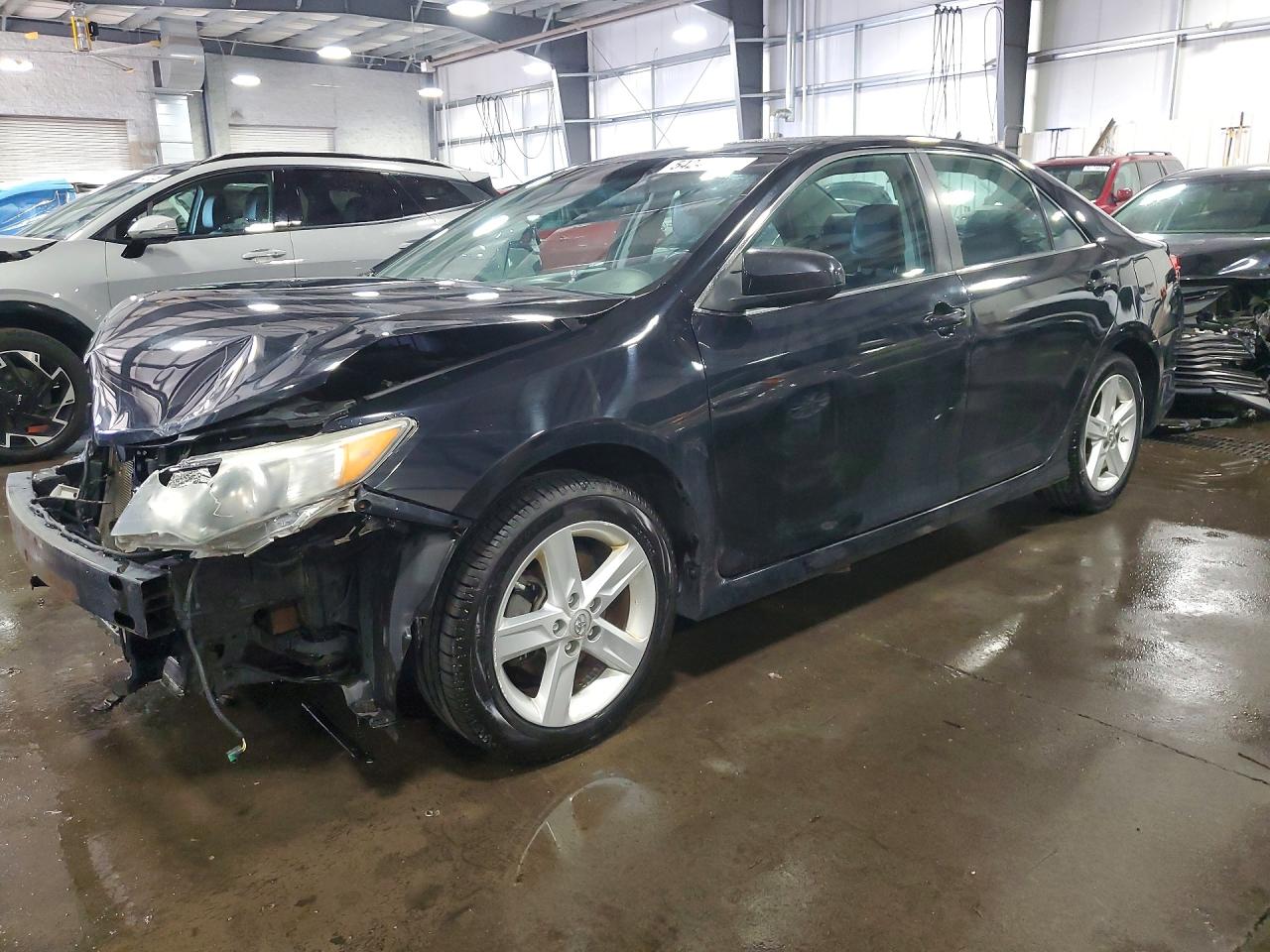 2013 TOYOTA CAMRY