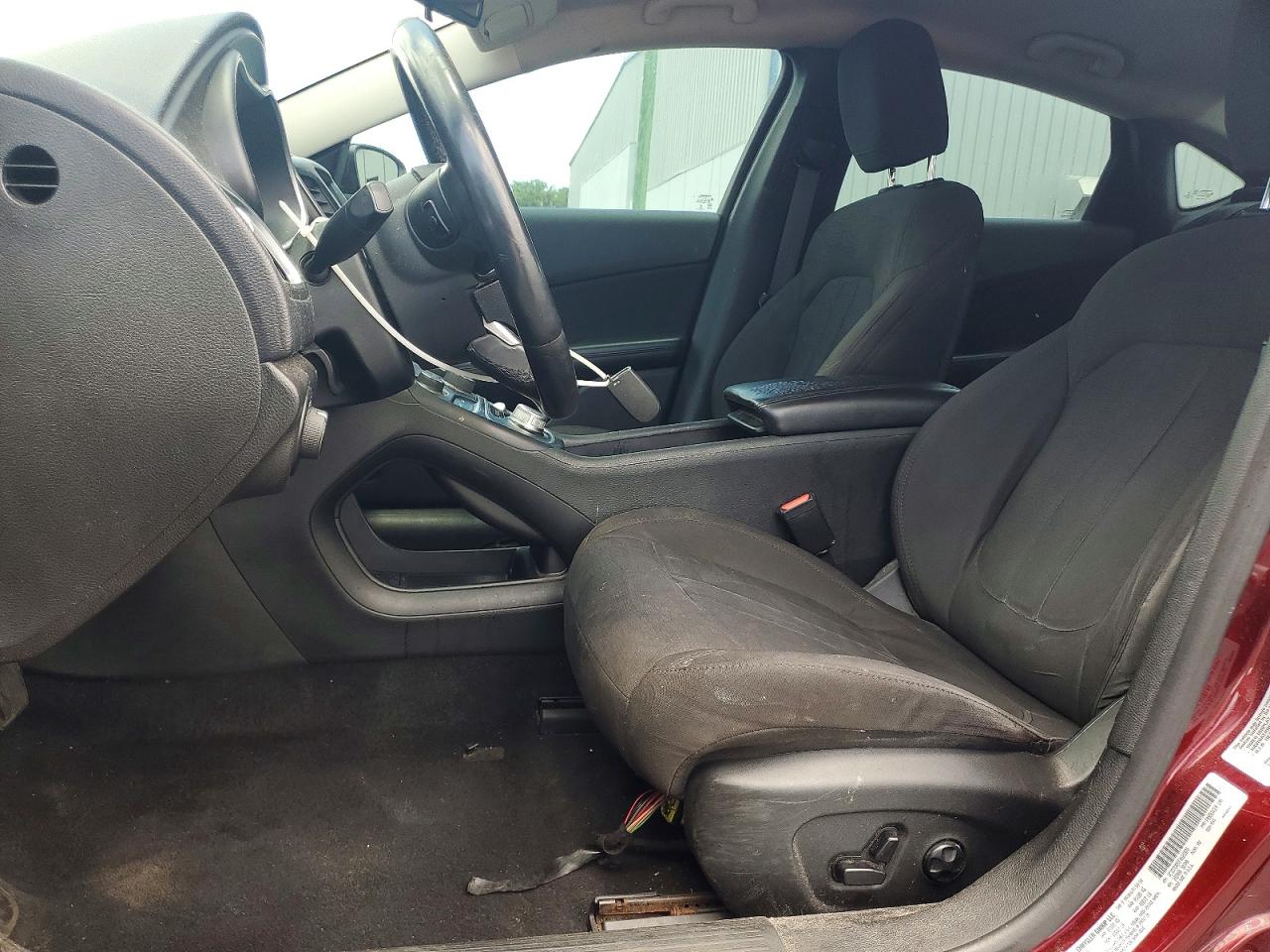 2015 CHRYSLER 200 LIMITED photo 19