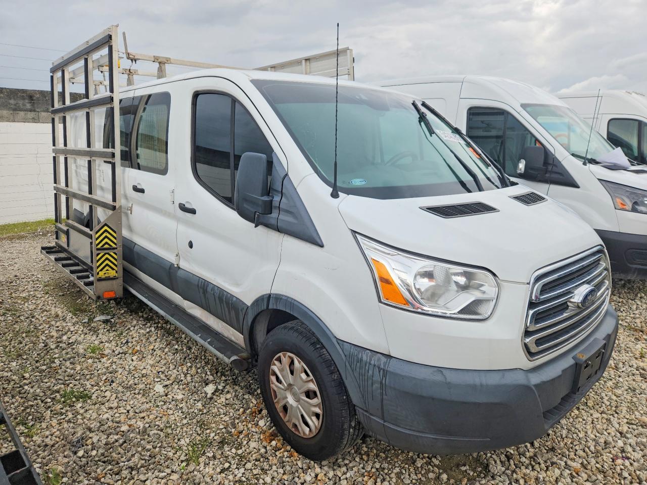 2018 FORD TRANSIT photo 7