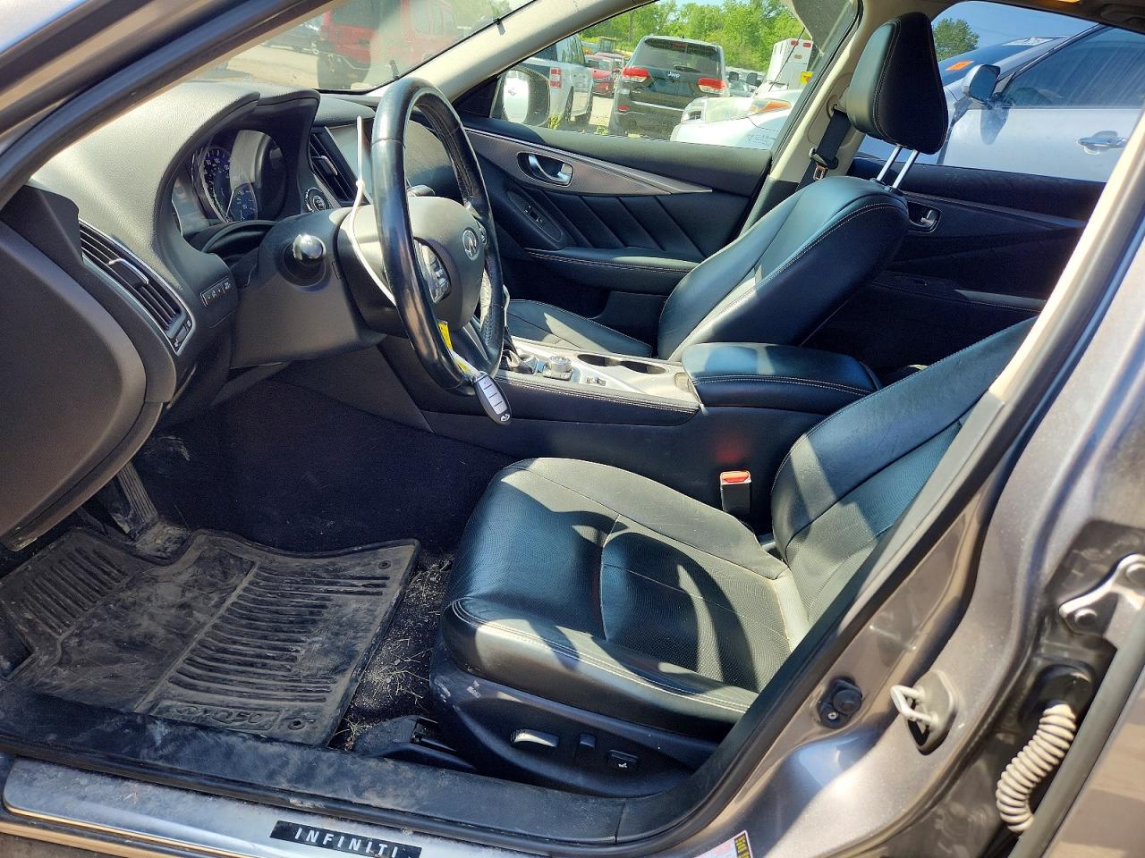 2015 INFINITI Q50 PREMIUM photo 13