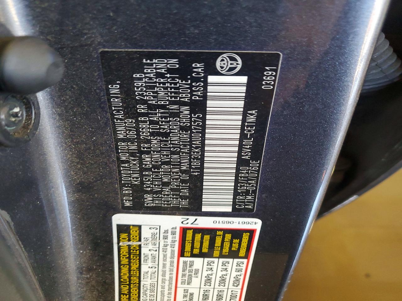 2010 TOYOTA CAMRY LE photo 13
