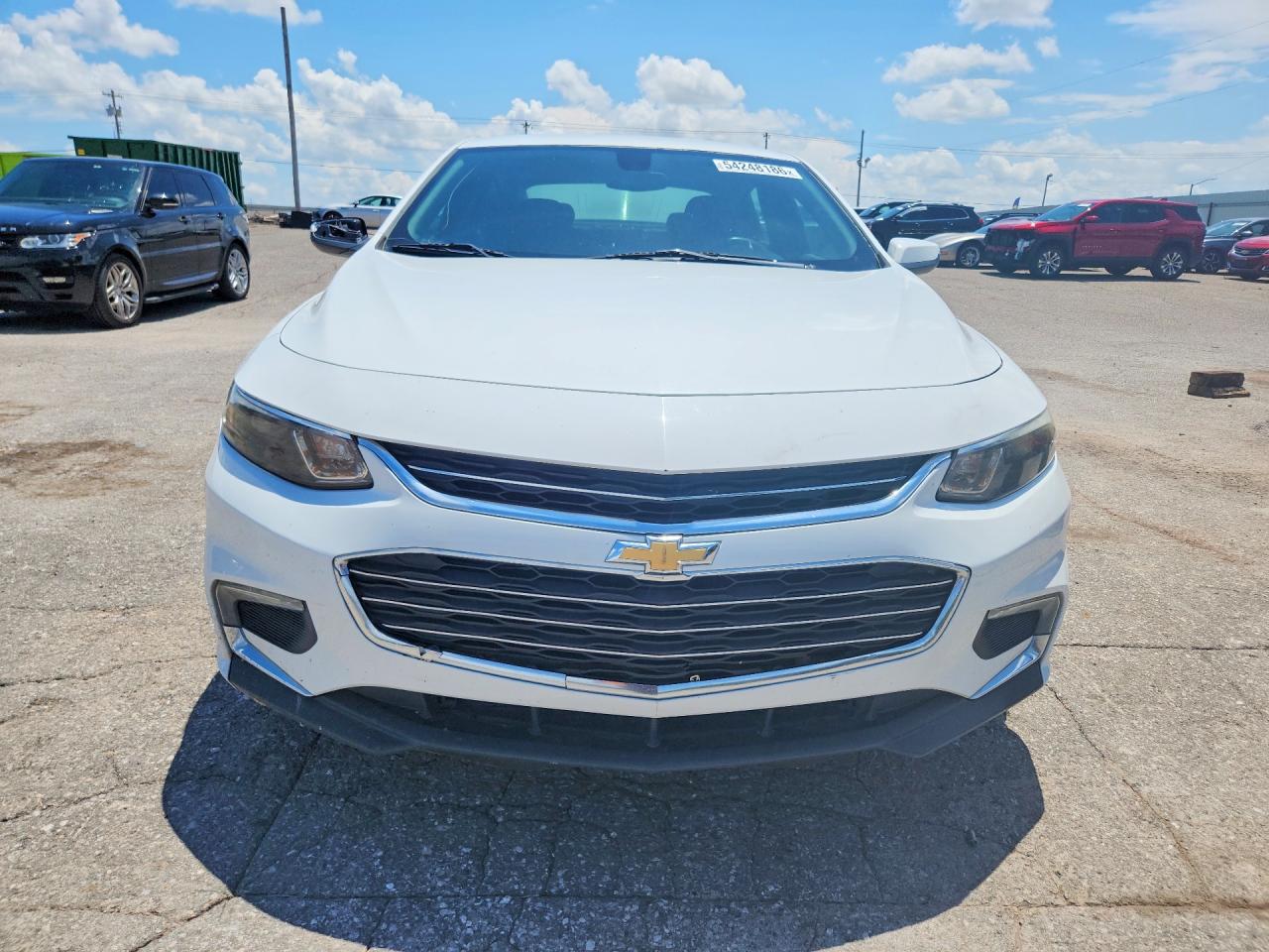2017 CHEVROLET MALIBU photo 5