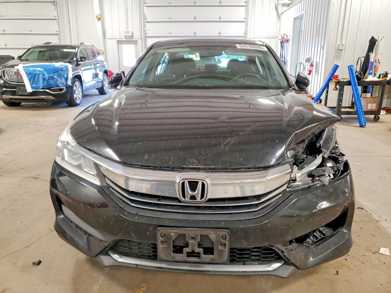 2016 HONDA ACCORD LX photo 13