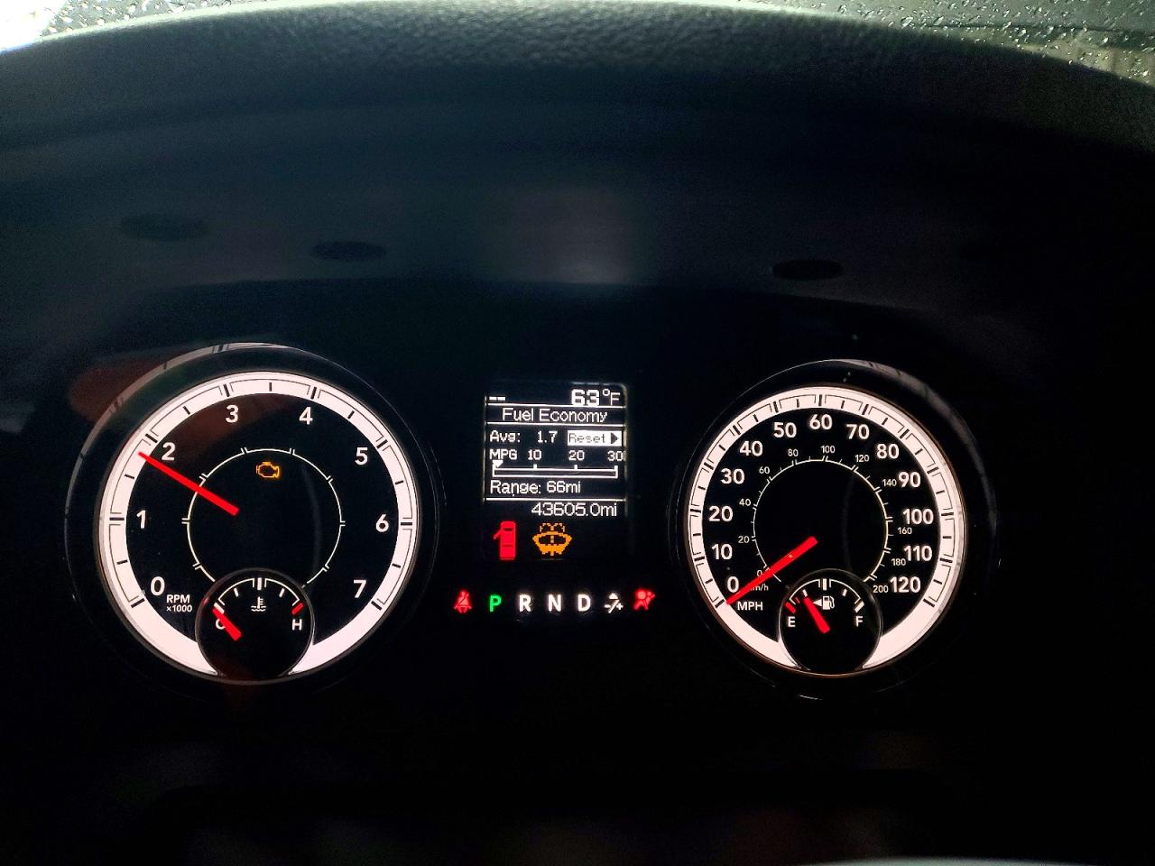 2024 RAM 1500 CLASSIC SLT photo 17