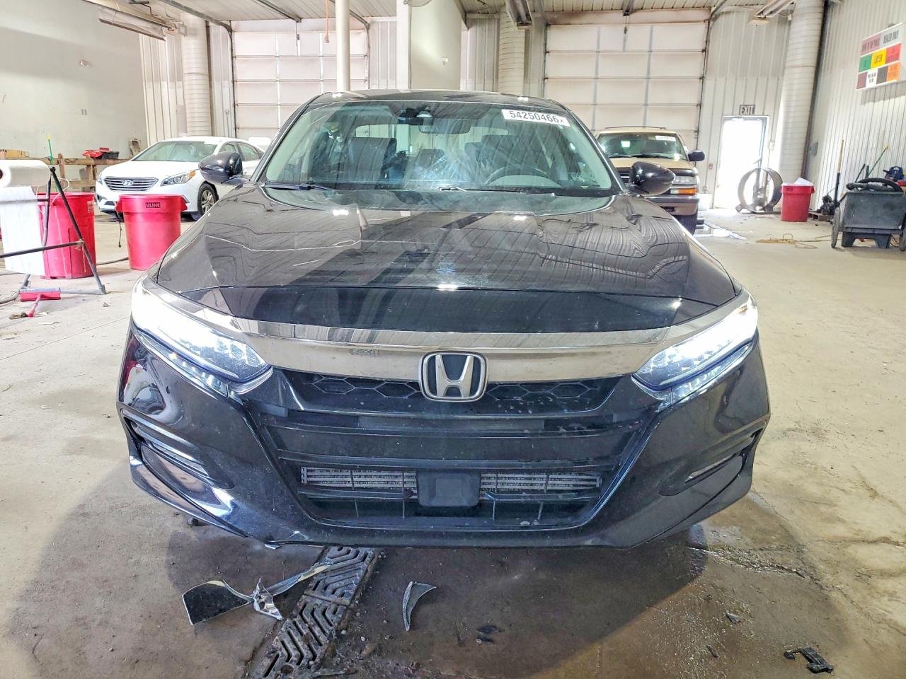 2018 HONDA ACCORD TOURING photo 5