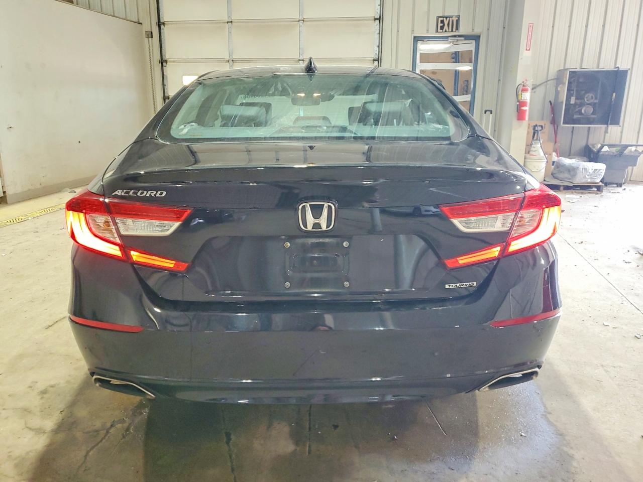 2018 HONDA ACCORD TOURING photo 6