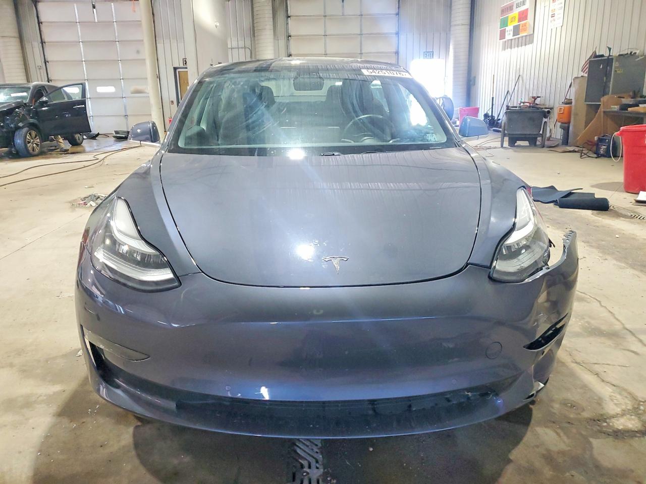 2019 TESLA MODEL 3 photo 5