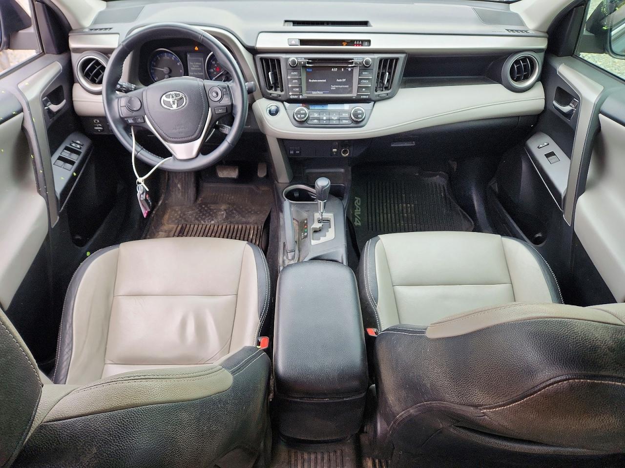 2018 TOYOTA RAV4 XLE photo 15
