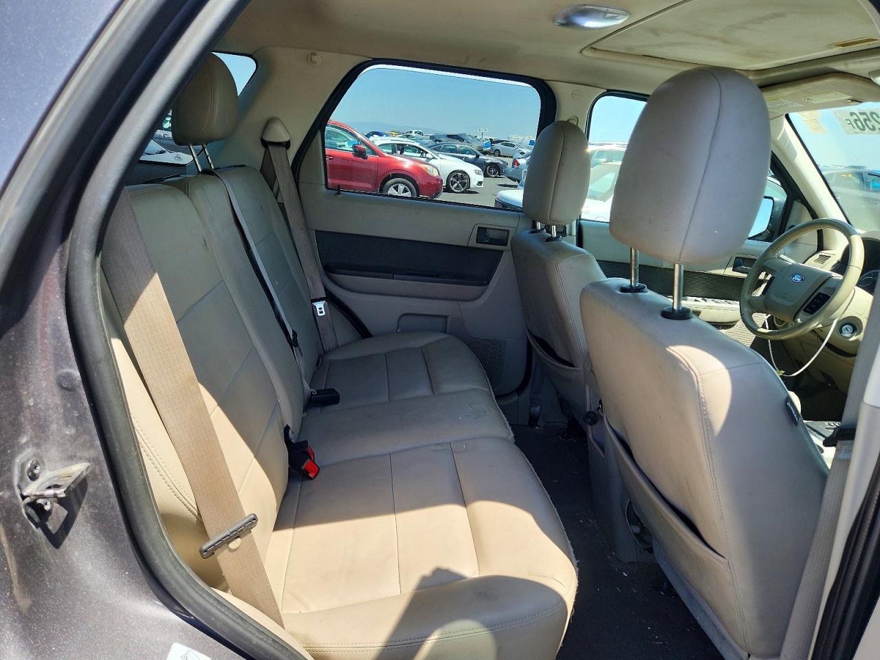 2012 FORD ESCAPE XLT photo 21