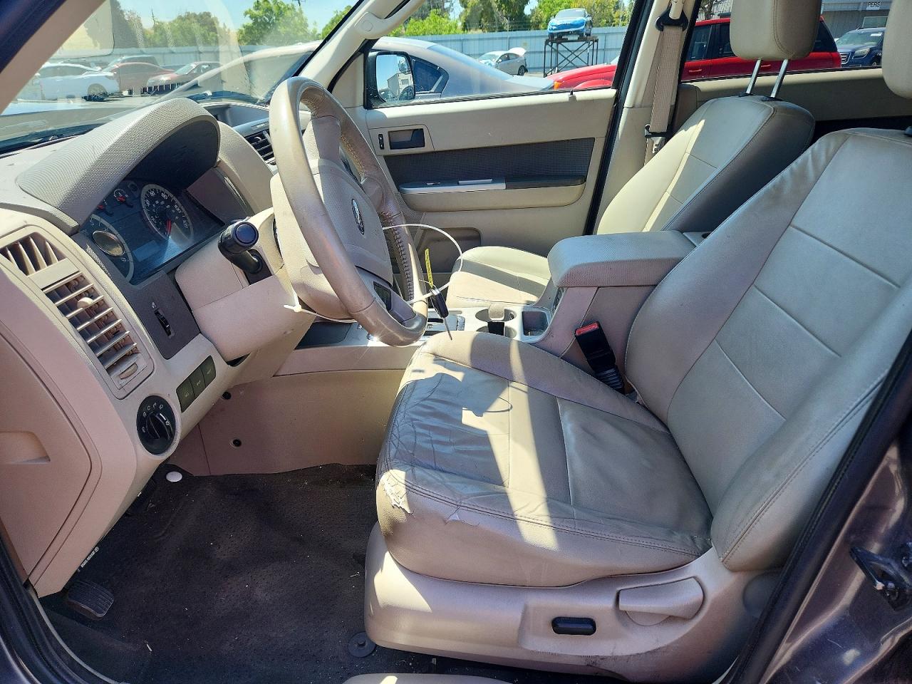2012 FORD ESCAPE XLT photo 13