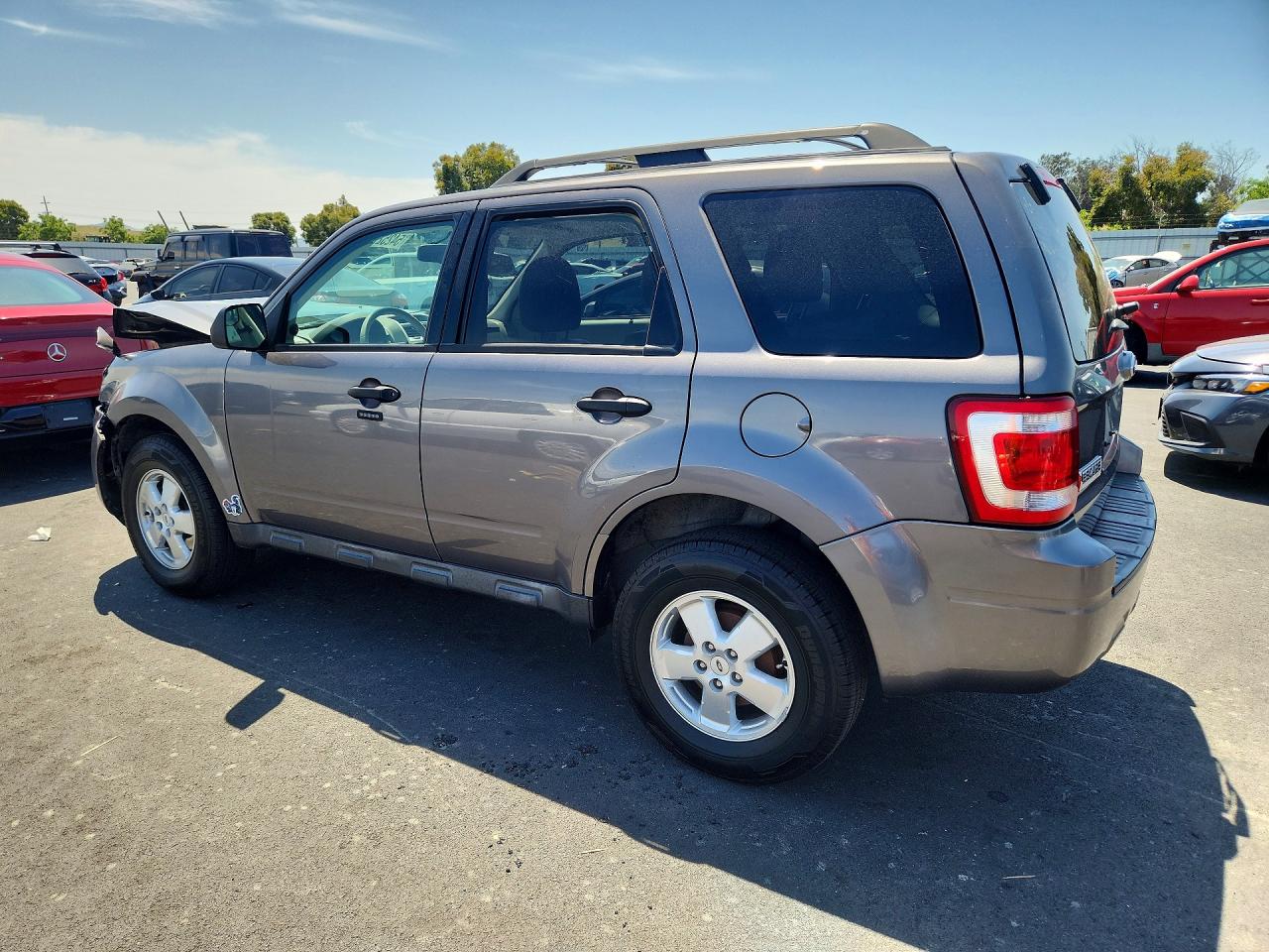 2012 FORD ESCAPE XLT photo 3