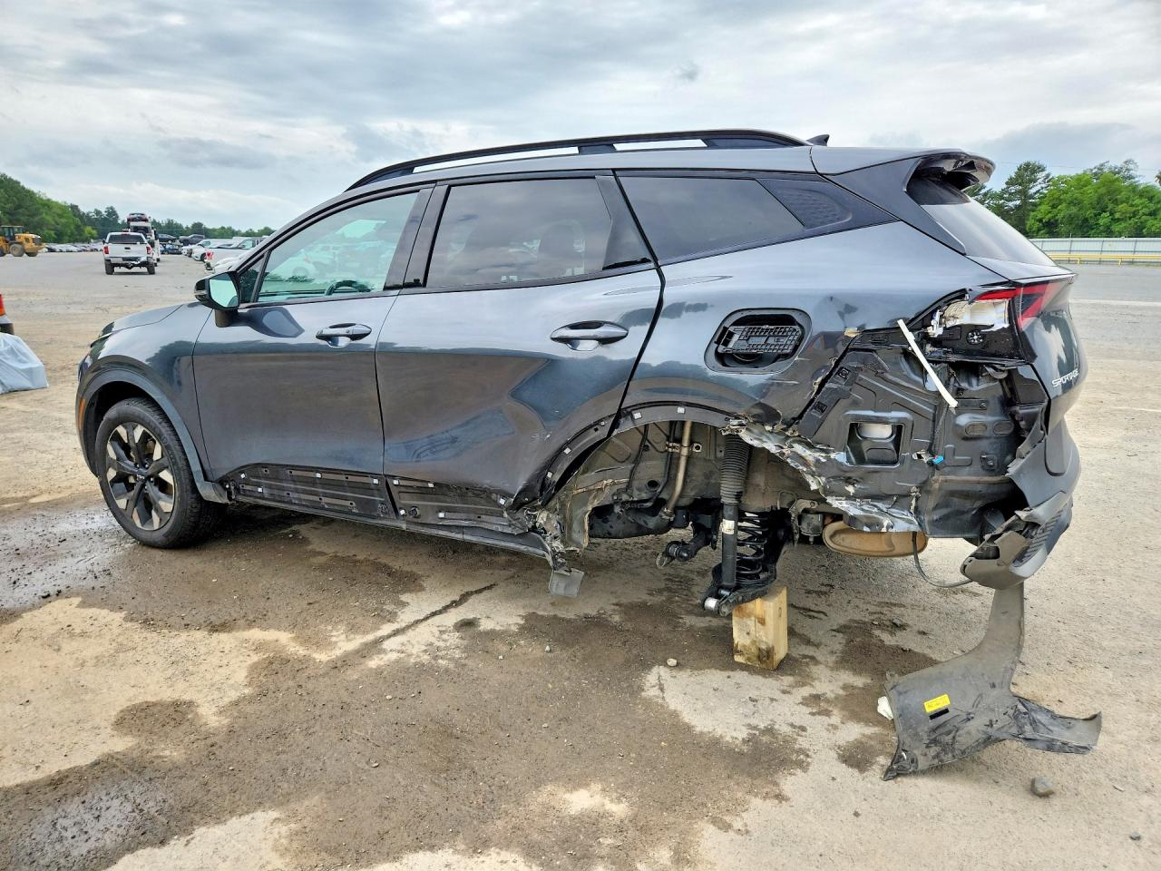 2023 KIA SPORTAGE X LINE photo 3