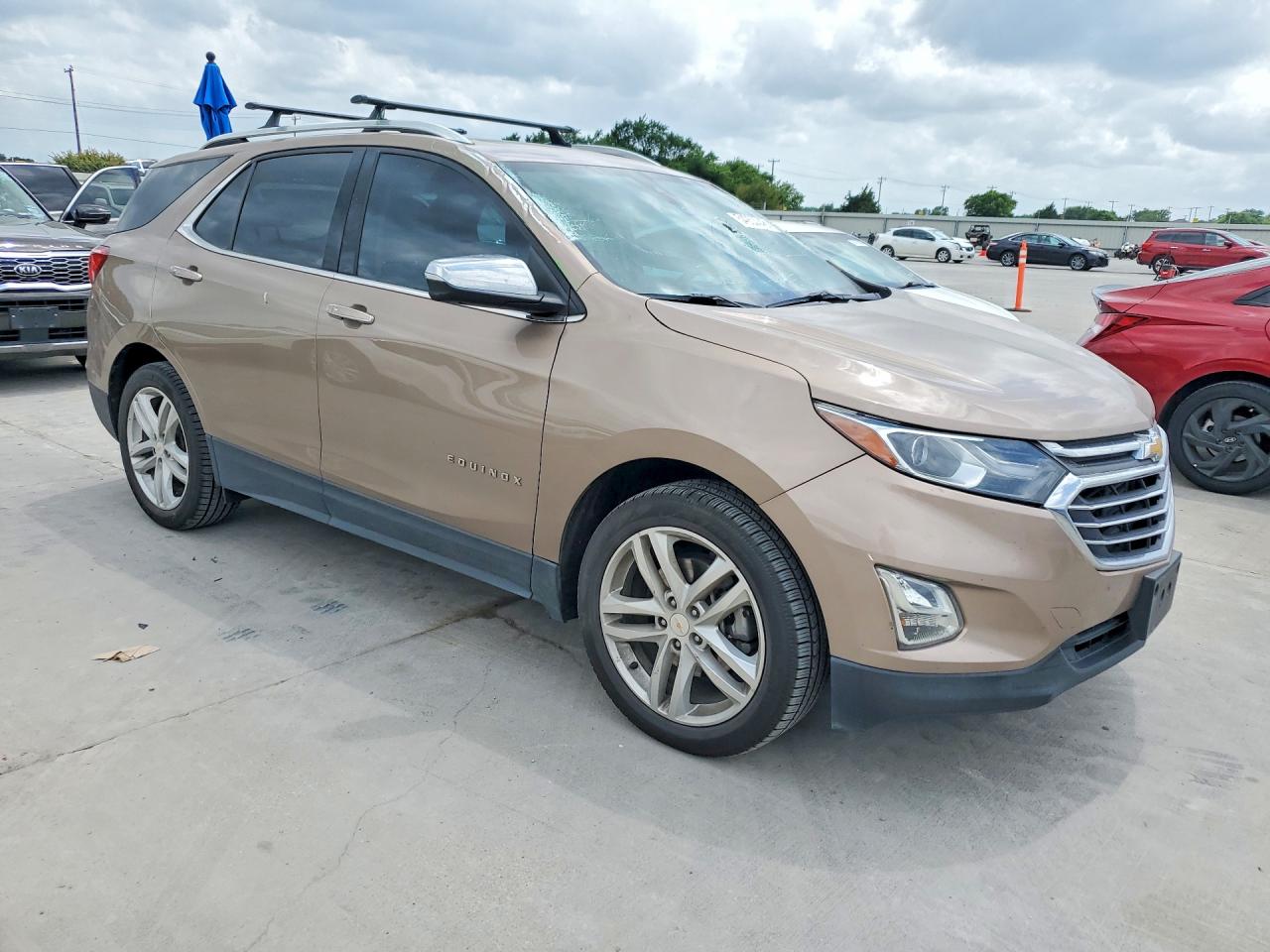 2018 CHEVROLET EQUINOX PREMIER photo 10