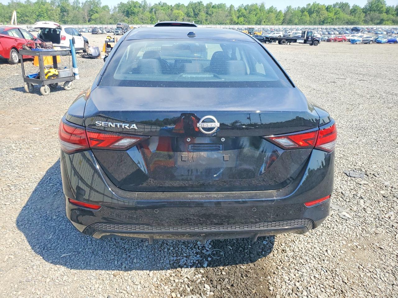 2025 NISSAN SENTRA SV photo 6