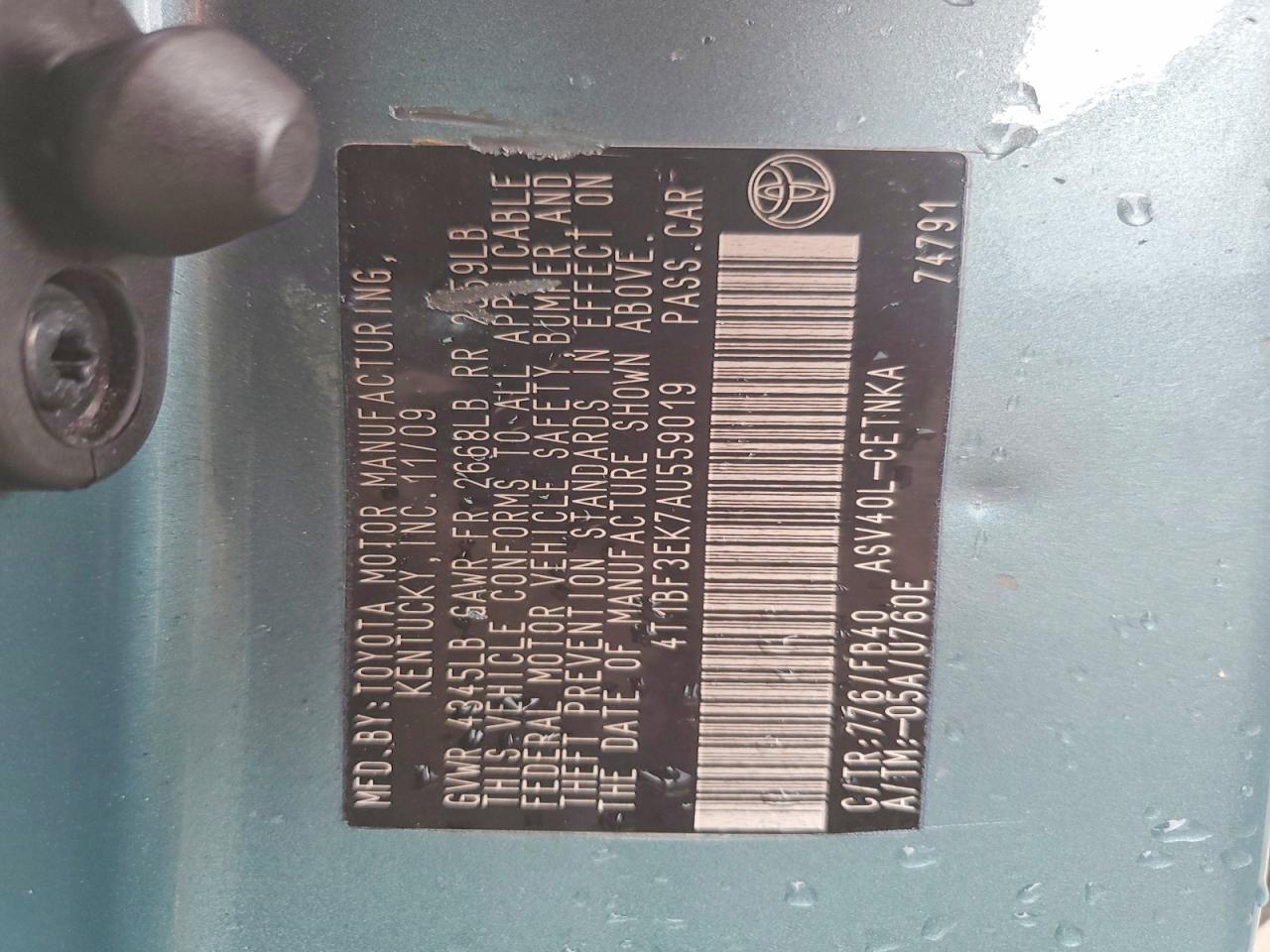 2010 TOYOTA CAMRY LE photo 34