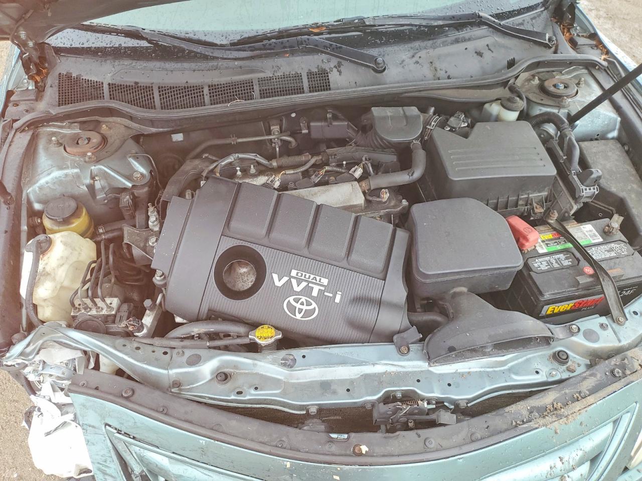 2010 TOYOTA CAMRY LE photo 31