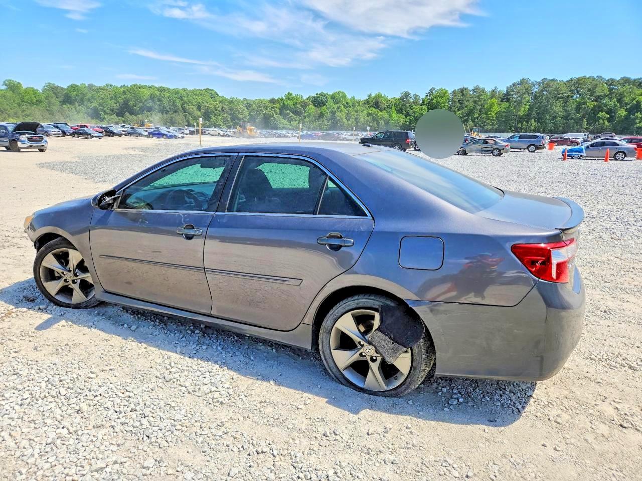 2012 TOYOTA CAMRY SE V6 photo 3